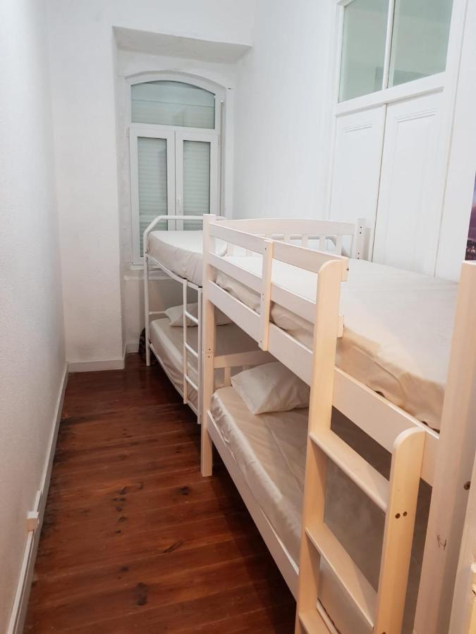 Hostel 7 Luz Lisbon